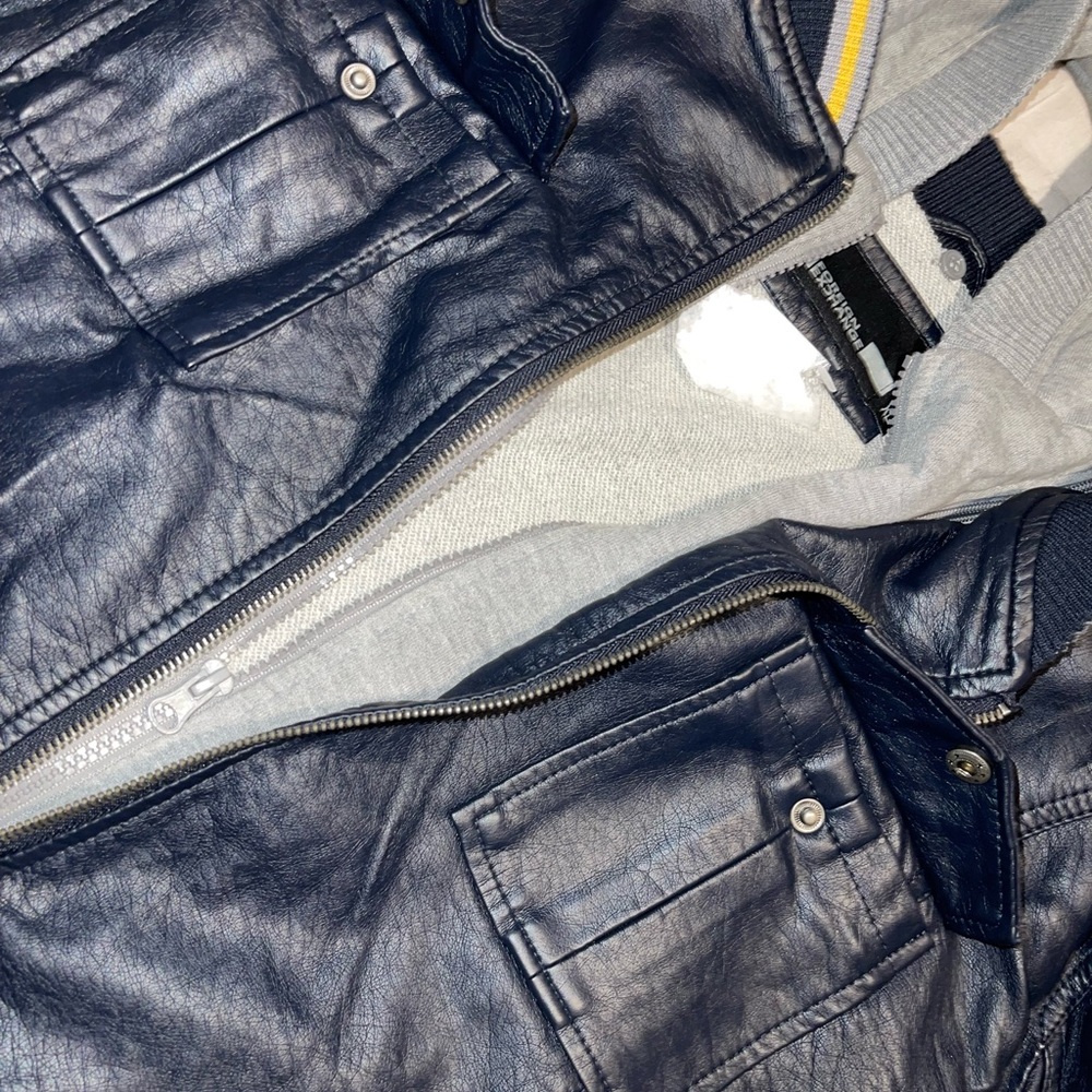 Foreign Exchange Jacket - Picture 6 of 12